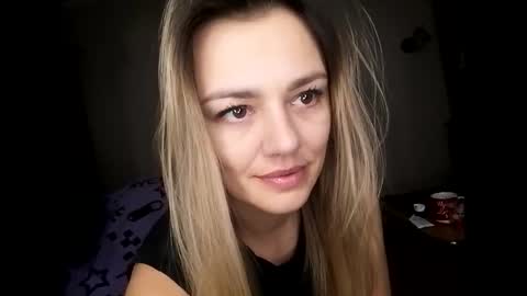 Snapshot of krisssexi chatting on January 9, 2:29 pm KrissSexi online show from January 9, 2:29 pm