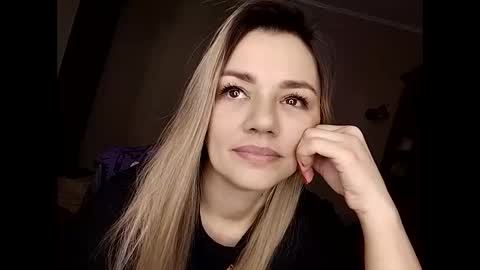 Snapshot of krisssexi chatting on January 10, 5:05 am KrissSexi online show from January 10, 5:05 am