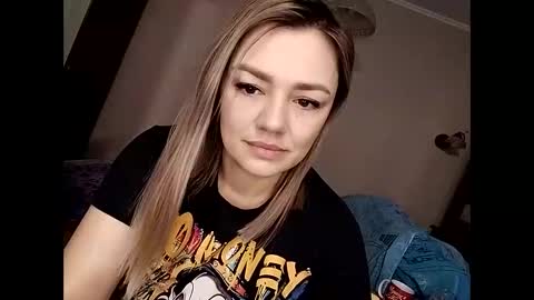 Snapshot of krisssexi chatting on January 31, 4:36 am KrissSexi online show from January 31, 4:36 am