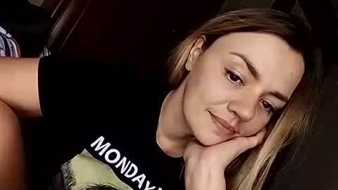 Snapshot of krisssexi chatting on September 18, 5:59 pm KrissSexi online show from September 18, 5:59 pm