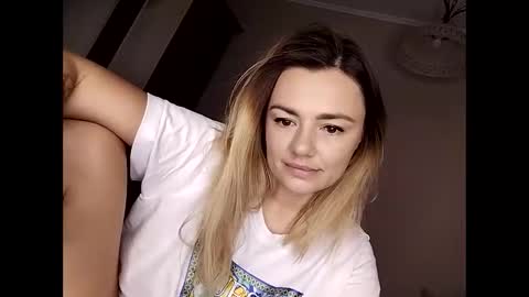 Snapshot of krisssexi chatting on October 14, 5:30 am KrissSexi online show from October 14, 5:30 am