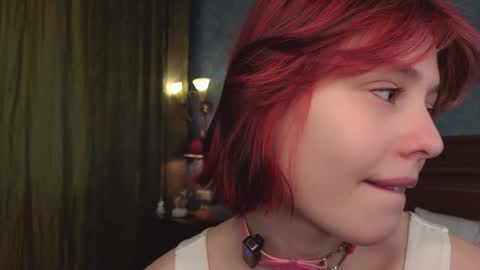 Sarah online show from November 3, 1:19 am