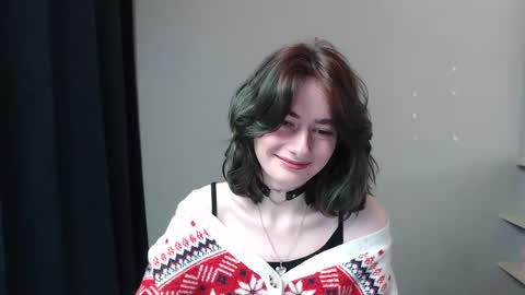 Snapshot of kristi_nas chatting on December 23, 10:42 am Kristina online show from December 23, 10:42 am