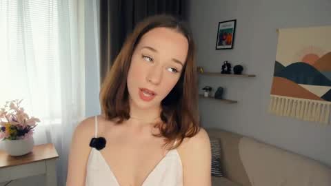Kristi XO online show from May 15, 8:32 am