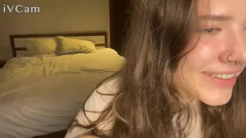 Snapshot of kristiekitty chatting on April 23, 10:45 pm kristiekitty online show from April 23, 10:45 pm