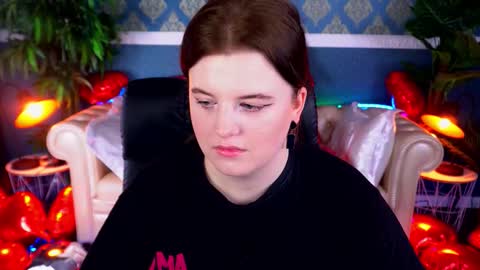 kristifoxy online show from February 15, 5:26 am