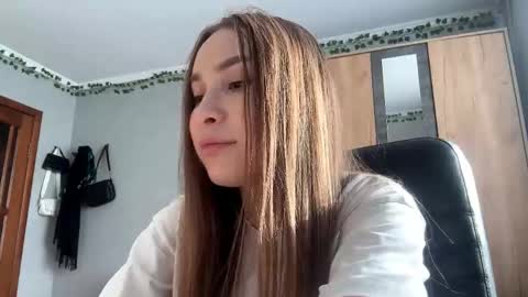 Mila online show from April 25, 1:52 pm