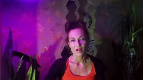 Snapshot of kristinagold44 chatting on January 17, 1:24 pm Kristina online show from January 17, 1:24 pm