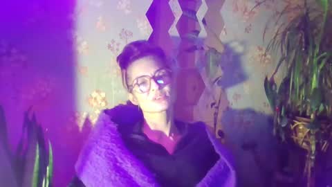 Snapshot of kristinagold44 chatting on February 4, 4:08 pm Kristina online show from February 4, 4:08 pm