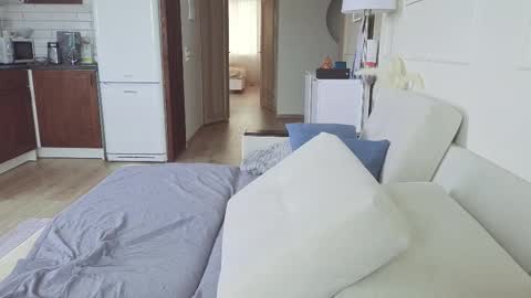 Kristi online show from February 13, 5:14 am