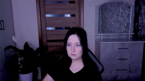 Snapshot of kristy_fran chatting on July 8, 10:36 pm Kristy online show from July 8, 10:36 pm