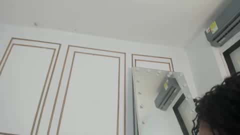 Cristina online show from February 2, 6:50 pm