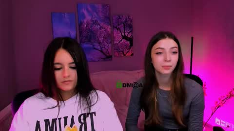 Snapshot of kristylovee chatting on September 9, 1:43 pm Kristy online show from September 9, 1:43 pm