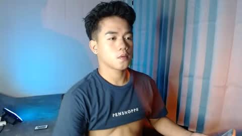 Snapshot of kritthanarkorn chatting on June 24, 8:02 am kritthanarkorn online show from June 24, 8:02 am