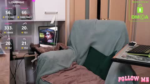 Snapshot of krizotxxx chatting on January 9, 6:17 am krizotxxx online show from January 9, 6:17 am