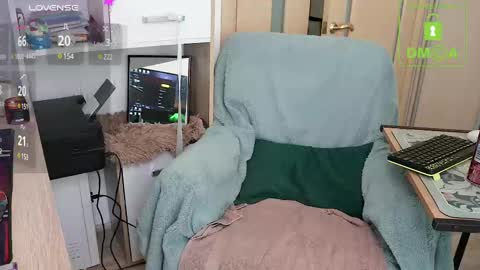 Snapshot of krizotxxx chatting on February 22, 9:56 am krizotxxx online show from February 22, 9:56 am