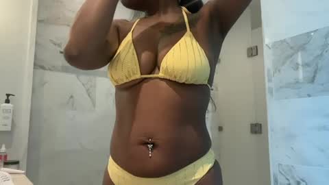 Krystal Blake online show from August 3, 4:22 pm