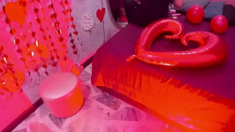 Snapshot of krystalswift_ chatting on February 15, 3:03 am krystalswift_ online show from February 15, 3:03 am