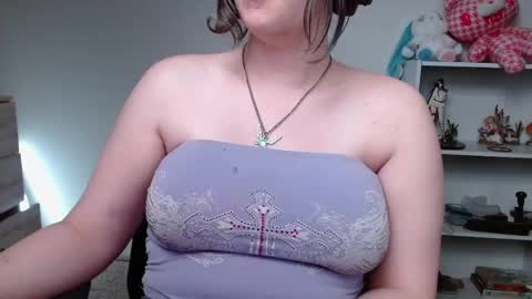 Krystal Syx online show from May 25, 2:45 pm