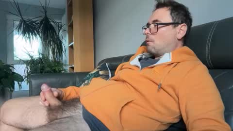 Snapshot of krzysztof1977 chatting on May 21, 6:26 pm krzysztof1977 online show from May 21, 6:26 pm