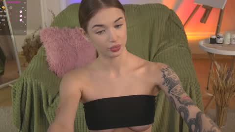 Snapshot of kseha_cute chatting on January 19, 2:47 am Ksesha online show from January 19, 2:47 am
