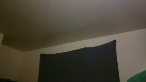 Snapshot of kubish1 chatting on March 5, 3:18 am Kubish online show from March 5, 3:18 am