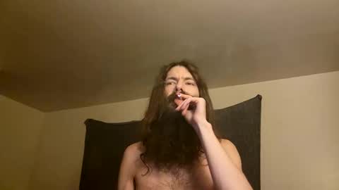 Snapshot of kubish1 chatting on November 1, 7:43 am Kubish online show from November 1, 7:43 am