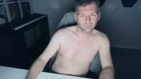 kukt_again online show from November 30, 1:37 pm