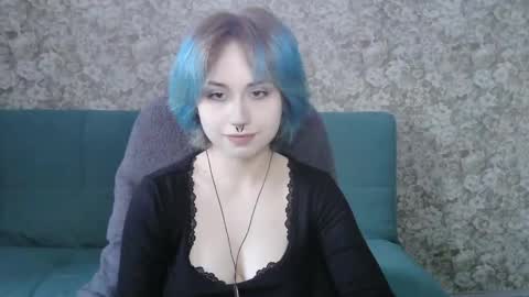 Alice online show from March 27, 2:39 pm