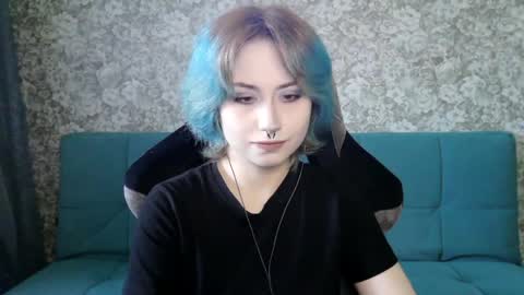 Alice online show from April 15, 2:13 pm