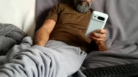 Snapshot of kung_furious chatting on April 15, 8:42 pm Ohm. online show from April 15, 8:42 pm