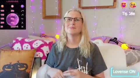 Samantha online show from September 27, 7:19 pm