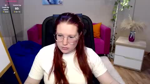 kuri_u online show from March 12, 10:43 am