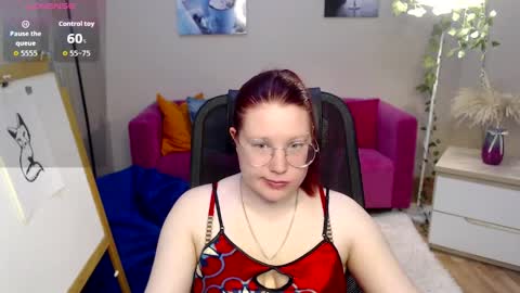 kuri_u online show from April 4, 8:23 am