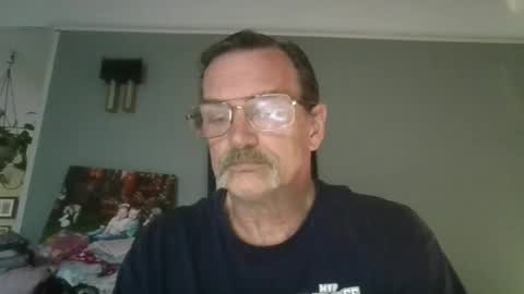 Snapshot of kurt3398 chatting on May 10, 10:48 pm kurt3398 online show from May 10, 10:48 pm