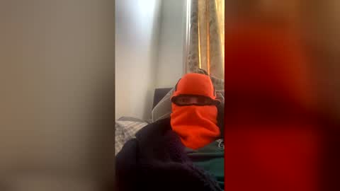 Snapshot of kurt46935 chatting on March 25, 1:39 pm kurt46935 online show from March 25, 1:39 pm