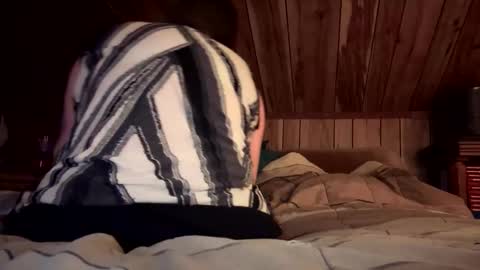 Snapshot of kush710k chatting on February 3, 4:41 pm Kush710k online show from February 3, 4:41 pm