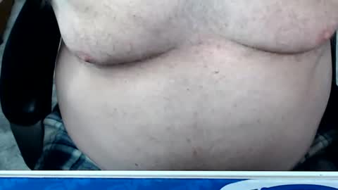 Snapshot of kwib34 chatting on February 6, 10:40 am kwib34 online show from February 6, 10:40 am