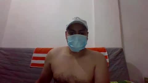 Snapshot of kwt8933 chatting on December 9, 10:00 am khalid 89 online show from December 9, 10:00 am