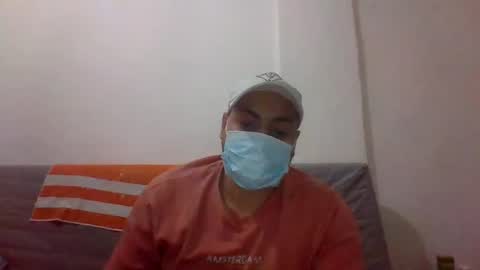 Snapshot of kwt8933 chatting on December 30, 5:15 am khalid 89 online show from December 30, 5:15 am
