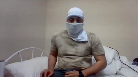 Snapshot of kwt8933 chatting on April 23, 7:38 pm khalid 89 online show from April 23, 7:38 pm