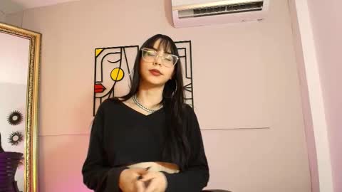 Snapshot of kyaravlad chatting on February 9, 8:46 pm Kyara online show from February 9, 8:46 pm