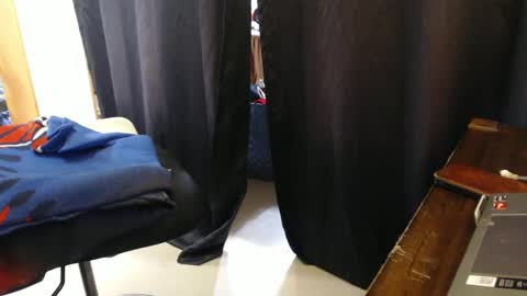 Snapshot of kybullmaster65 chatting on September 24, 2:59 am kybullmaster65 online show from September 24, 2:59 am