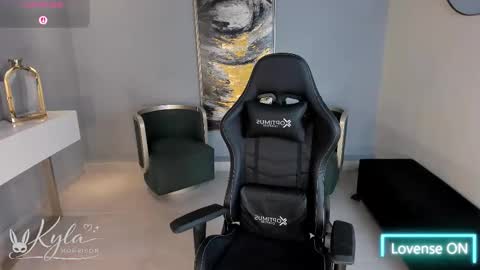 I am Kyla online show from March 6, 12:01 pm