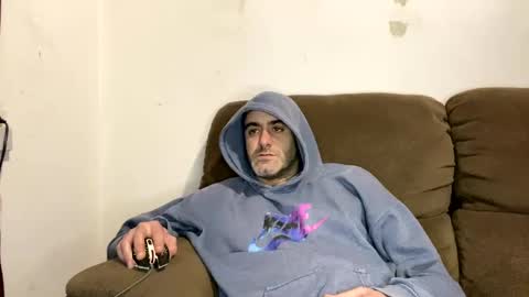 Snapshot of kyle67527 chatting on January 9, 2:33 am kyle67527 online show from January 9, 2:33 am