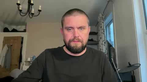 kyle941974367 online show from November 14, 7:18 am