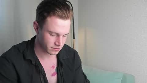 Snapshot of kyle_4u chatting on February 22, 5:55 am Kyle online show from February 22, 5:55 am