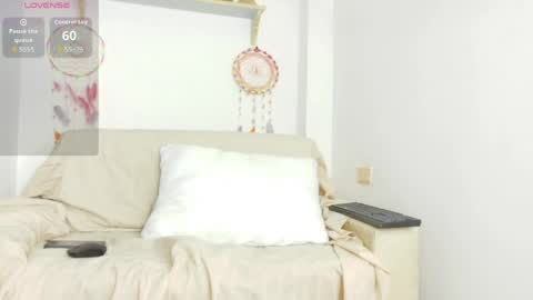 Snapshot of kyledoom_ chatting on May 12, 5:43 pm K Y L E online show from May 12, 5:43 pm