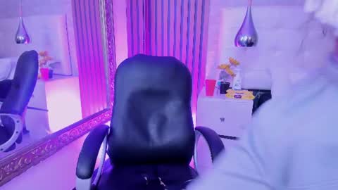 Kyle online show from June 25, 5:12 am