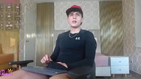 kyler_tay online show from June 23, 12:14 pm